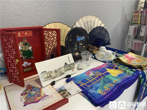 一把折扇畫泉城 濟南文創產品亮相首屆中國文旅博覽會，助力文化交流